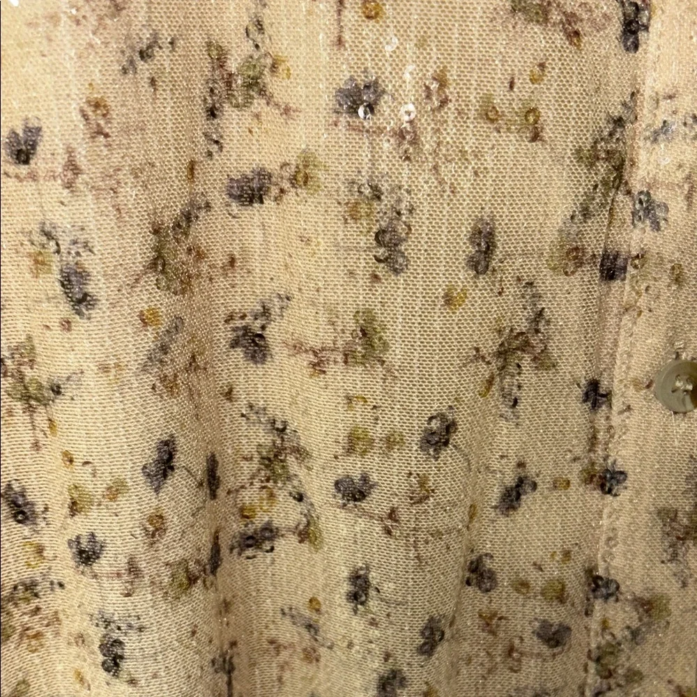 Women's Cream Floral Sequin Button-Up Shirt - Picture 4 of 5